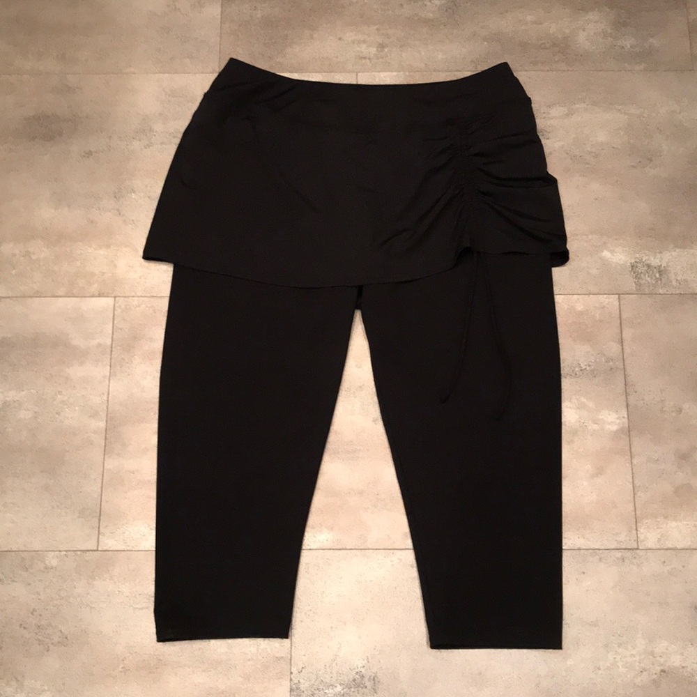 Lands End skirted swim capris